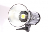 Осветитель светодиодный FST EF-100 LED Sun Light 5500K