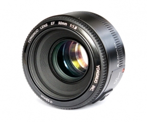 Объектив YongNuo 50mm f/1.8 AF для Canon EOS